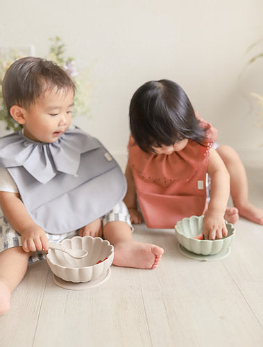 Kit & Kate Silicone Cup Bowl and Spoon Toddler and Baby Feeding Set in Grey 1111